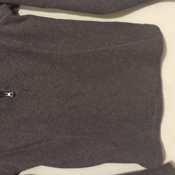 The North Face grey sweater size XS - Picture 7 of 7